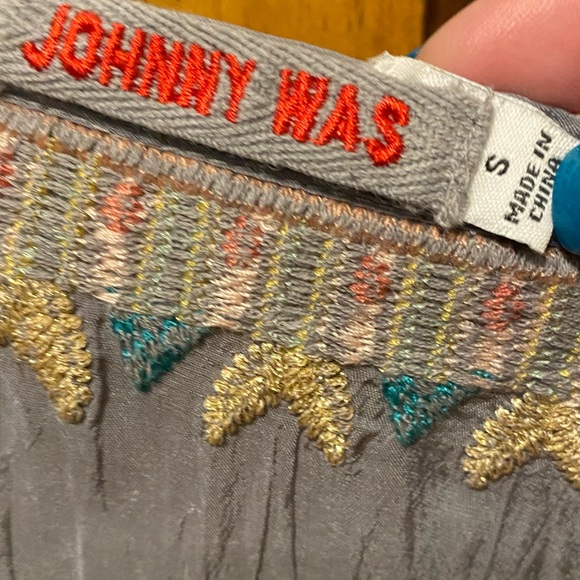 Now 50% off!!! Johnny Was gray, long, flowy batwing sleeves top - Picture 2 of 5